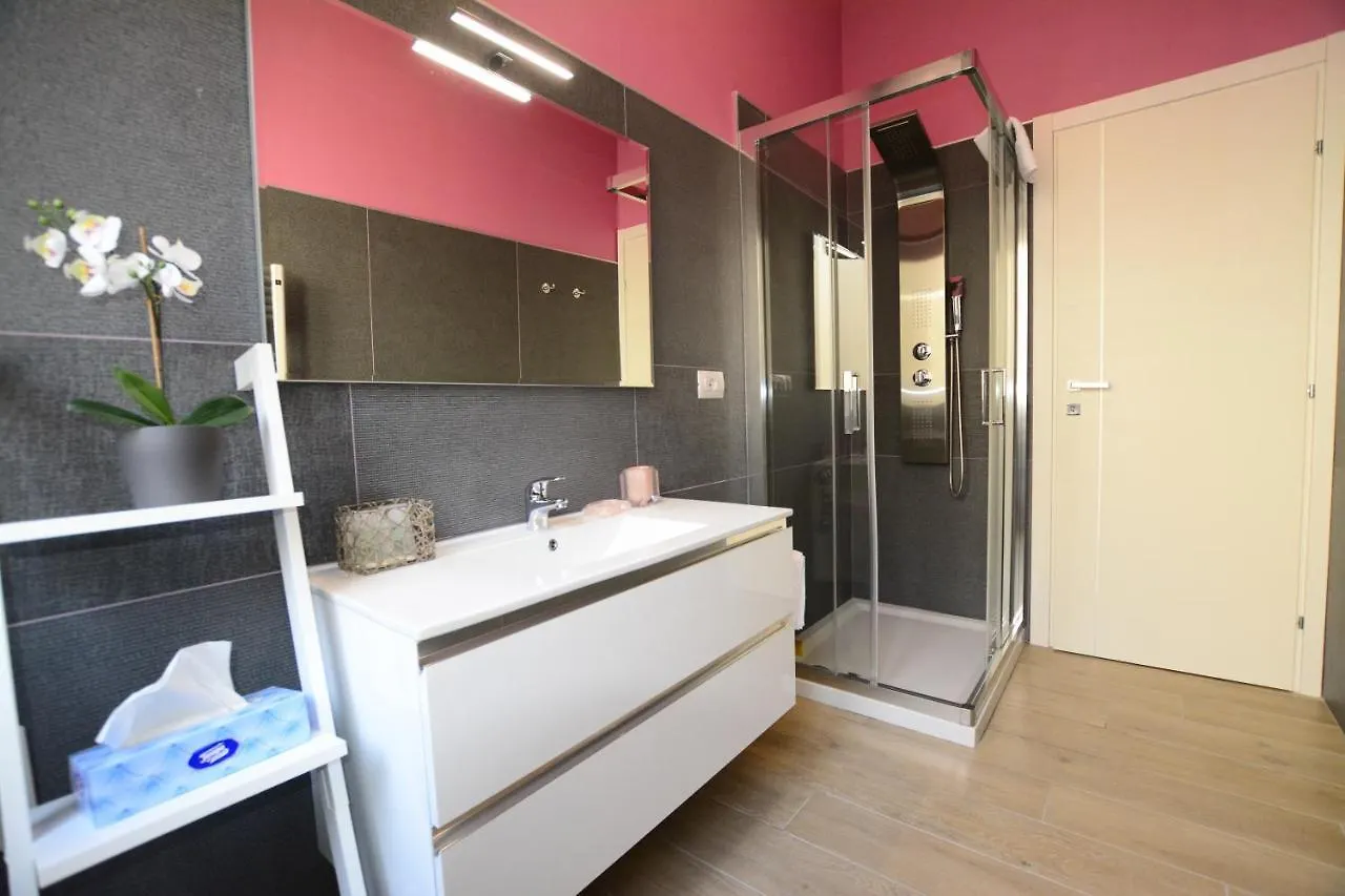 בולוניה La Dotta Apartments 0*,